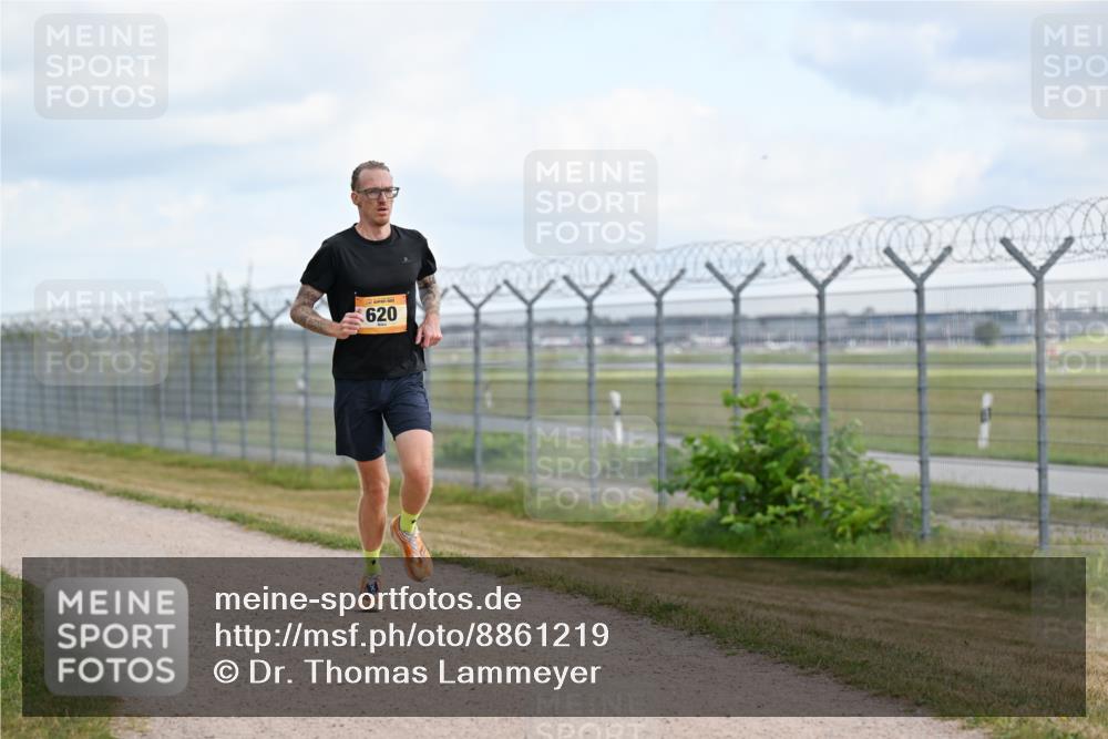 14.09.2025 - Airport Race Dr. Thomas Lammeyer http://msf.ph/oto/8861219 14.09.2025 11:55:35 Laufen 620 meine-sportfotos.de