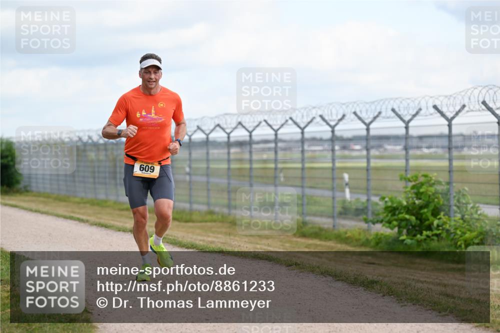 14.09.2025 - Airport Race Dr. Thomas Lammeyer http://msf.ph/oto/8861233 14.09.2025 11:55:42 Laufen 609 meine-sportfotos.de