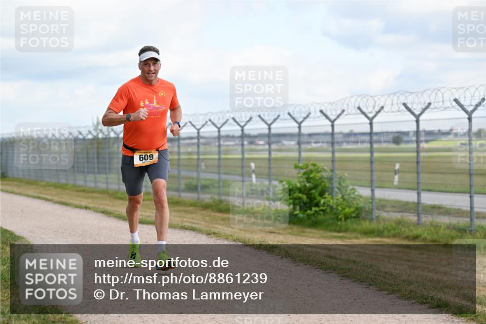 14.09.2025 - Airport Race Dr. Thomas Lammeyer http://msf.ph/oto/8861239 14.09.2025 11:55:42 Laufen 609 meine-sportfotos.de