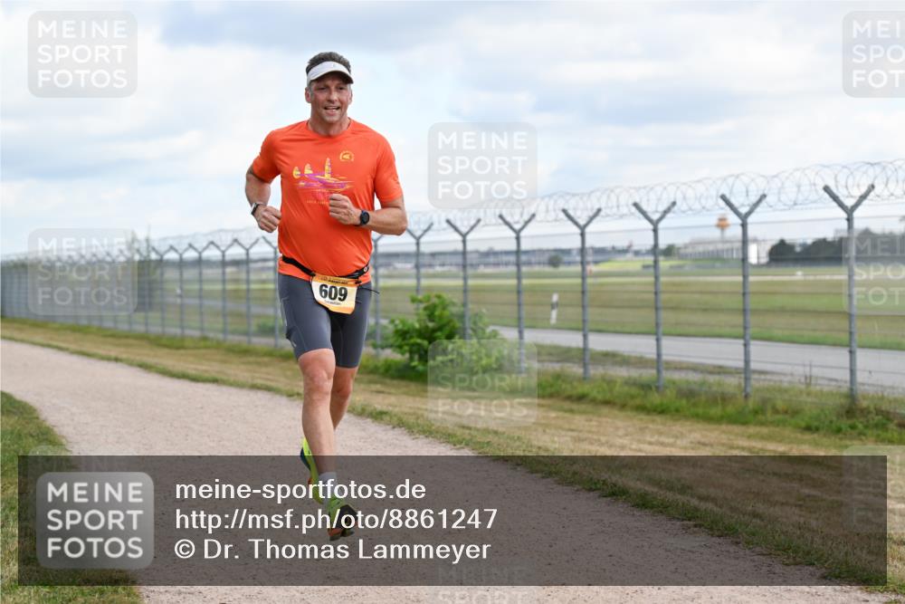 14.09.2025 - Airport Race Dr. Thomas Lammeyer http://msf.ph/oto/8861247 14.09.2025 11:55:44 Laufen 609 meine-sportfotos.de