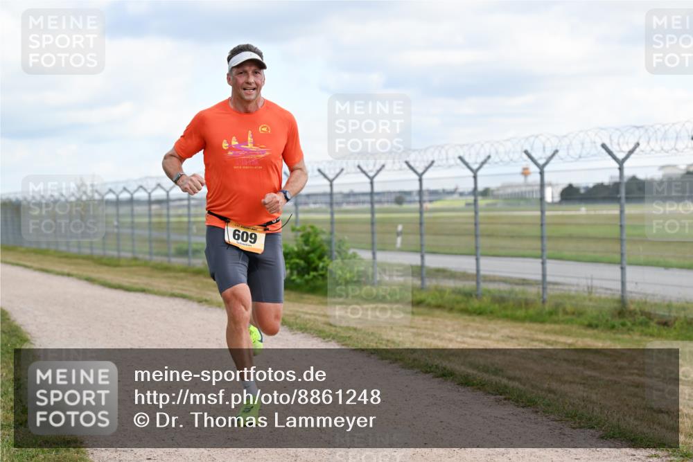 14.09.2025 - Airport Race Dr. Thomas Lammeyer http://msf.ph/oto/8861248 14.09.2025 11:55:44 Laufen 609 meine-sportfotos.de