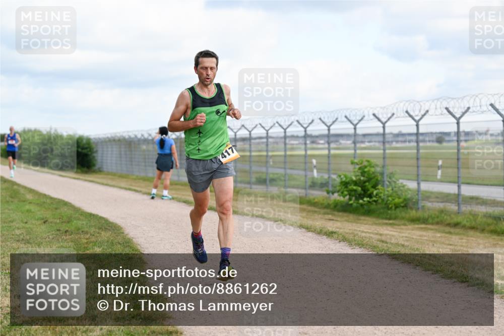 14.09.2025 - Airport Race Dr. Thomas Lammeyer http://msf.ph/oto/8861262 14.09.2025 11:56:04 Laufen 417 meine-sportfotos.de