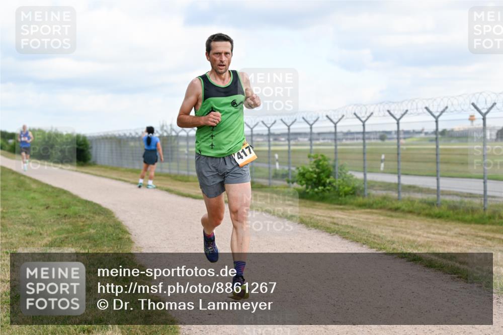 14.09.2025 - Airport Race Dr. Thomas Lammeyer http://msf.ph/oto/8861267 14.09.2025 11:56:05 Laufen 417 meine-sportfotos.de