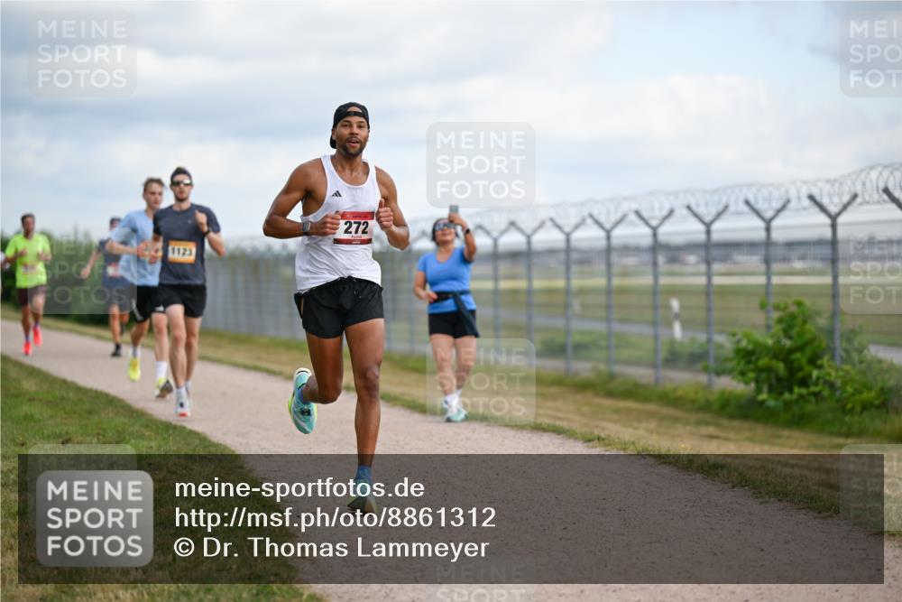 14.09.2025 - Airport Race Dr. Thomas Lammeyer http://msf.ph/oto/8861312 14.09.2025 11:56:29 Laufen 1123, 272 meine-sportfotos.de