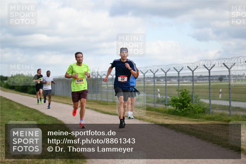 14.09.2025 - Airport Race Dr. Thomas Lammeyer http://msf.ph/oto/8861343 14.09.2025 11:56:35 Laufen 1265, 32 meine-sportfotos.de