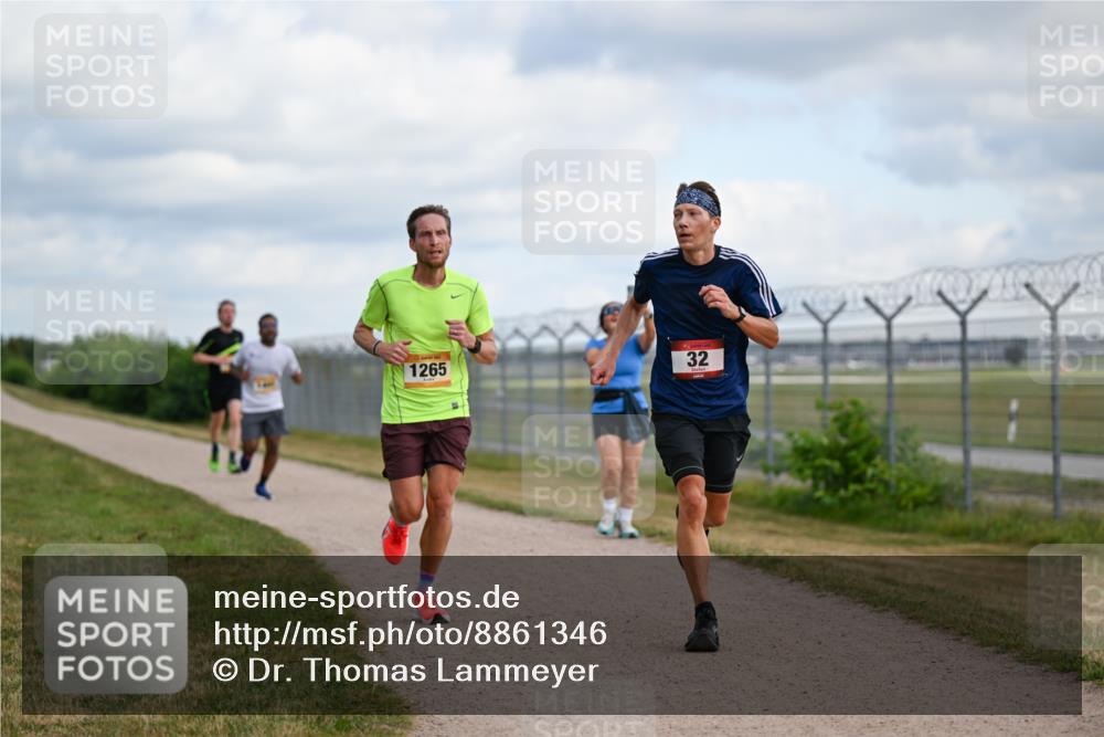 14.09.2025 - Airport Race Dr. Thomas Lammeyer http://msf.ph/oto/8861346 14.09.2025 11:56:36 Laufen 1265, 32 meine-sportfotos.de