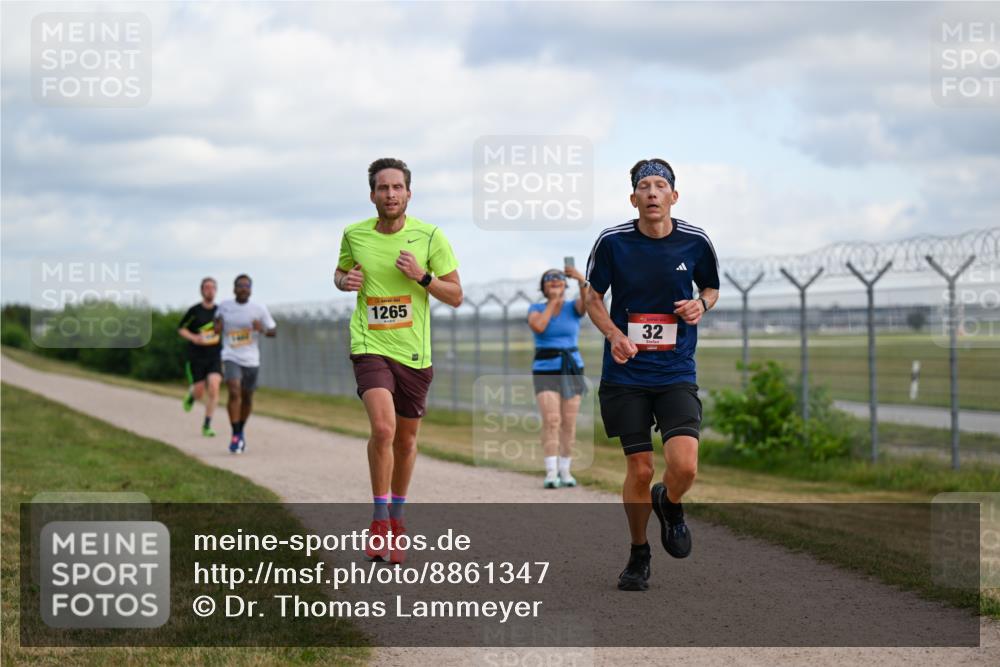 14.09.2025 - Airport Race Dr. Thomas Lammeyer http://msf.ph/oto/8861347 14.09.2025 11:56:36 Laufen 1265, 32 meine-sportfotos.de