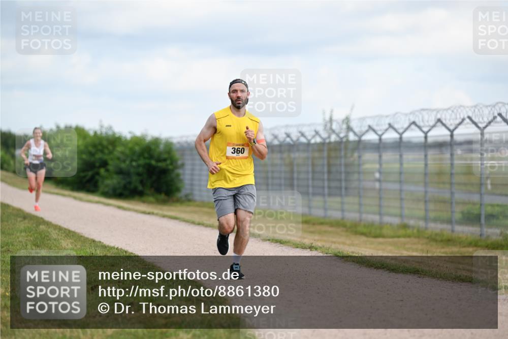 14.09.2025 - Airport Race Dr. Thomas Lammeyer http://msf.ph/oto/8861380 14.09.2025 11:57:04 Laufen 360 meine-sportfotos.de