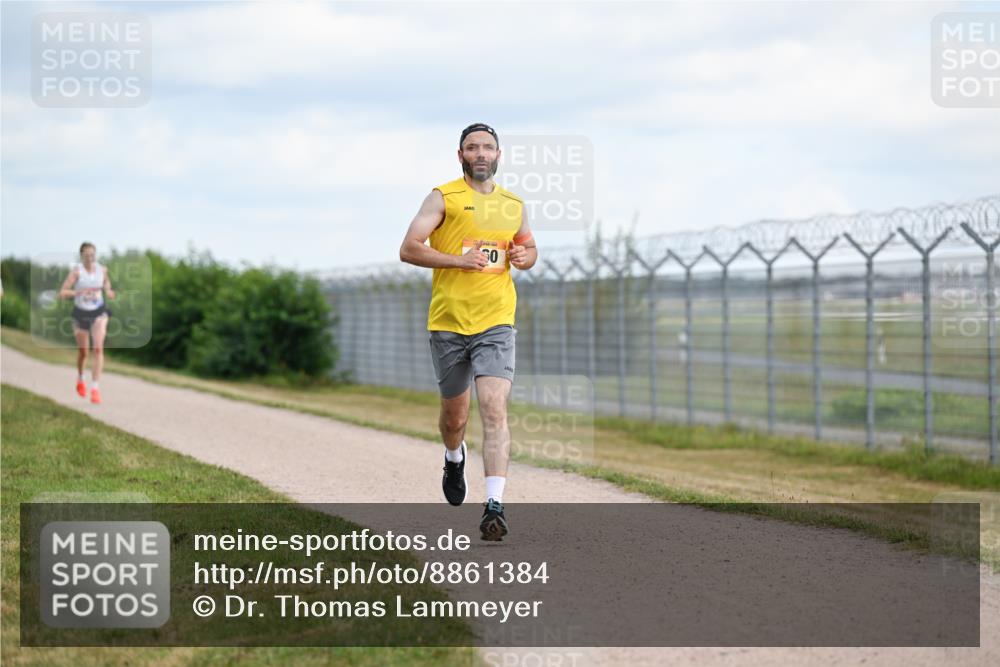 14.09.2025 - Airport Race Dr. Thomas Lammeyer http://msf.ph/oto/8861384 14.09.2025 11:57:05 Laufen  meine-sportfotos.de