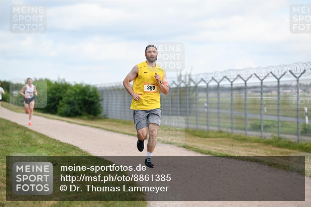 14.09.2025 - Airport Race Dr. Thomas Lammeyer http://msf.ph/oto/8861385 14.09.2025 11:57:05 Laufen 360 meine-sportfotos.de