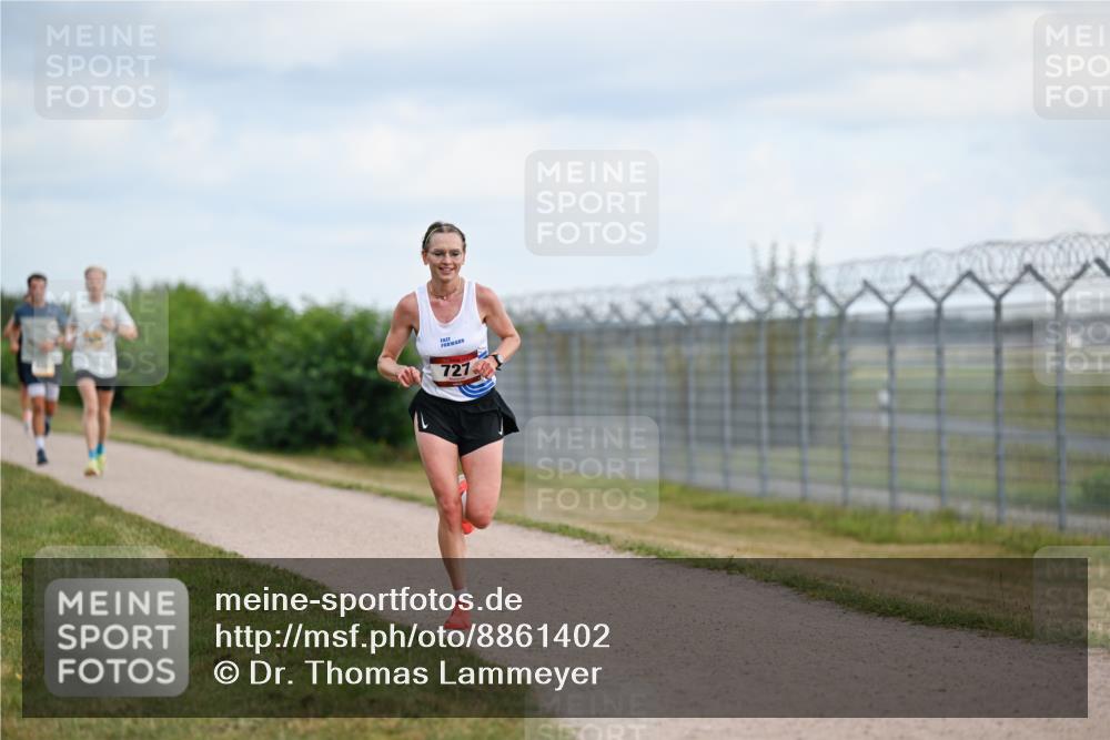 14.09.2025 - Airport Race Dr. Thomas Lammeyer http://msf.ph/oto/8861402 14.09.2025 11:57:10 Laufen 727 meine-sportfotos.de