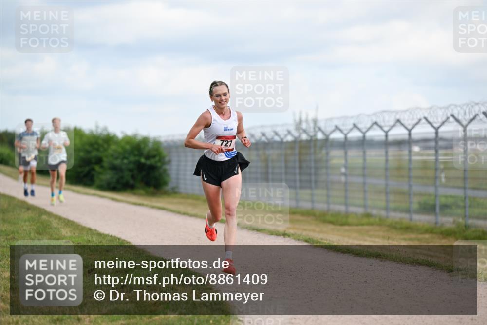 14.09.2025 - Airport Race Dr. Thomas Lammeyer http://msf.ph/oto/8861409 14.09.2025 11:57:11 Laufen 727 meine-sportfotos.de