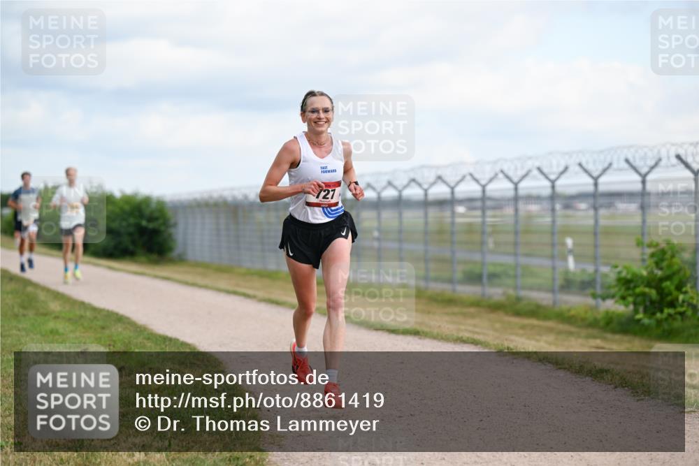 14.09.2025 - Airport Race Dr. Thomas Lammeyer http://msf.ph/oto/8861419 14.09.2025 11:57:12 Laufen 727 meine-sportfotos.de