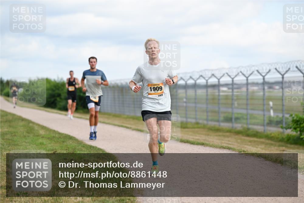 14.09.2025 - Airport Race Dr. Thomas Lammeyer http://msf.ph/oto/8861448 14.09.2025 11:57:18 Laufen 1909, 1909 meine-sportfotos.de