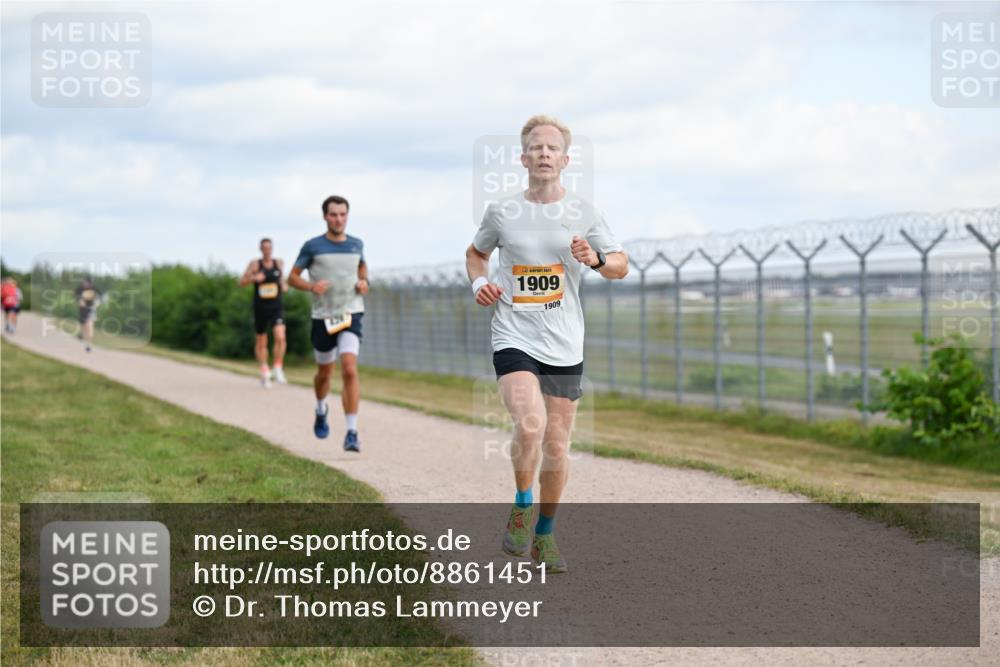 14.09.2025 - Airport Race Dr. Thomas Lammeyer http://msf.ph/oto/8861451 14.09.2025 11:57:19 Laufen 1909, 1909 meine-sportfotos.de