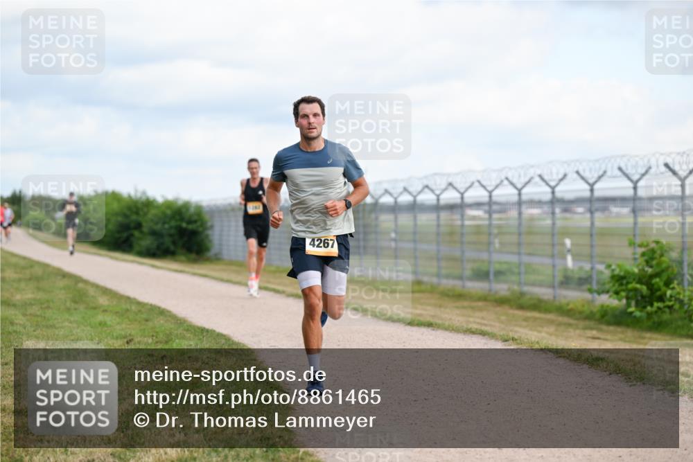 14.09.2025 - Airport Race Dr. Thomas Lammeyer http://msf.ph/oto/8861465 14.09.2025 11:57:21 Laufen 4267 meine-sportfotos.de