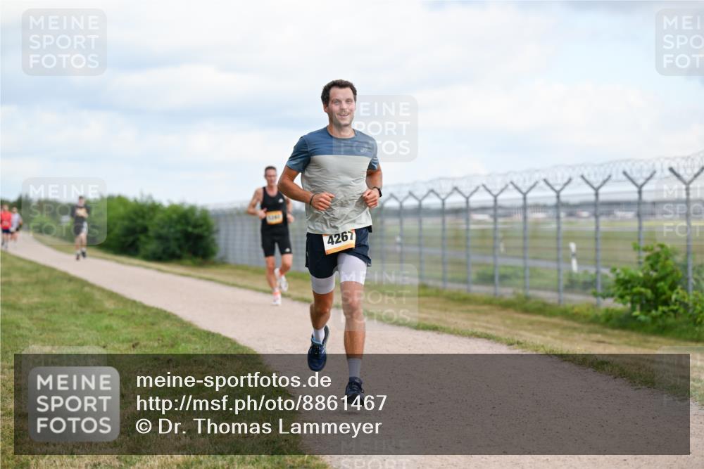 14.09.2025 - Airport Race Dr. Thomas Lammeyer http://msf.ph/oto/8861467 14.09.2025 11:57:21 Laufen 4267 meine-sportfotos.de