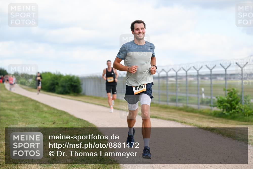 14.09.2025 - Airport Race Dr. Thomas Lammeyer http://msf.ph/oto/8861472 14.09.2025 11:57:22 Laufen 4267 meine-sportfotos.de