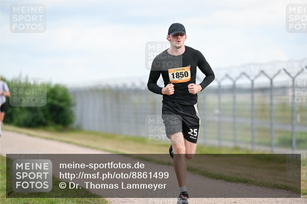 14.09.2025 - Airport Race Dr. Thomas Lammeyer http://msf.ph/oto/8861499 14.09.2025 11:57:33 Laufen 1850, 25 meine-sportfotos.de