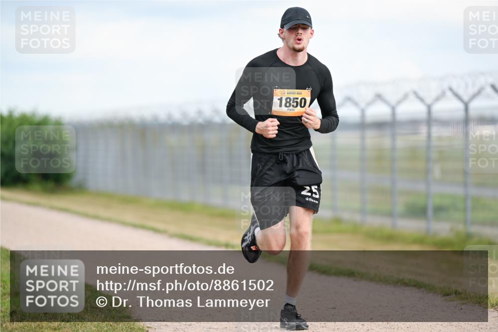 14.09.2025 - Airport Race Dr. Thomas Lammeyer http://msf.ph/oto/8861502 14.09.2025 11:57:33 Laufen 1850, 25 meine-sportfotos.de