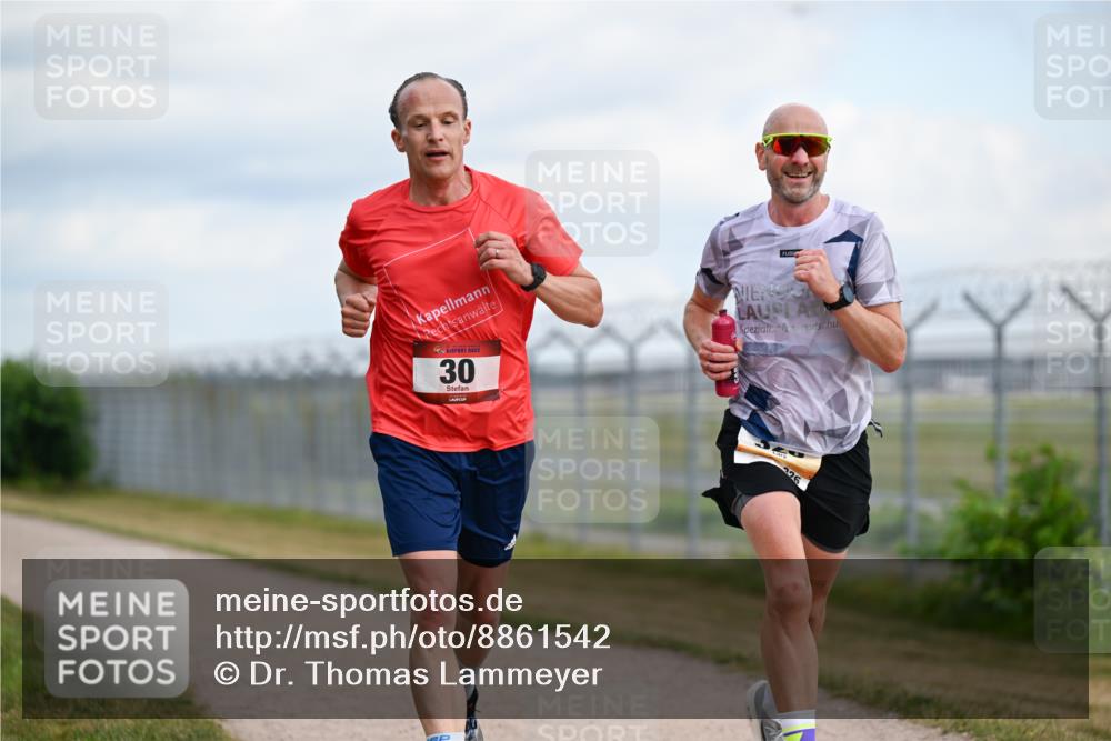 14.09.2025 - Airport Race Dr. Thomas Lammeyer http://msf.ph/oto/8861542 14.09.2025 11:57:42 Laufen 30, 226 meine-sportfotos.de