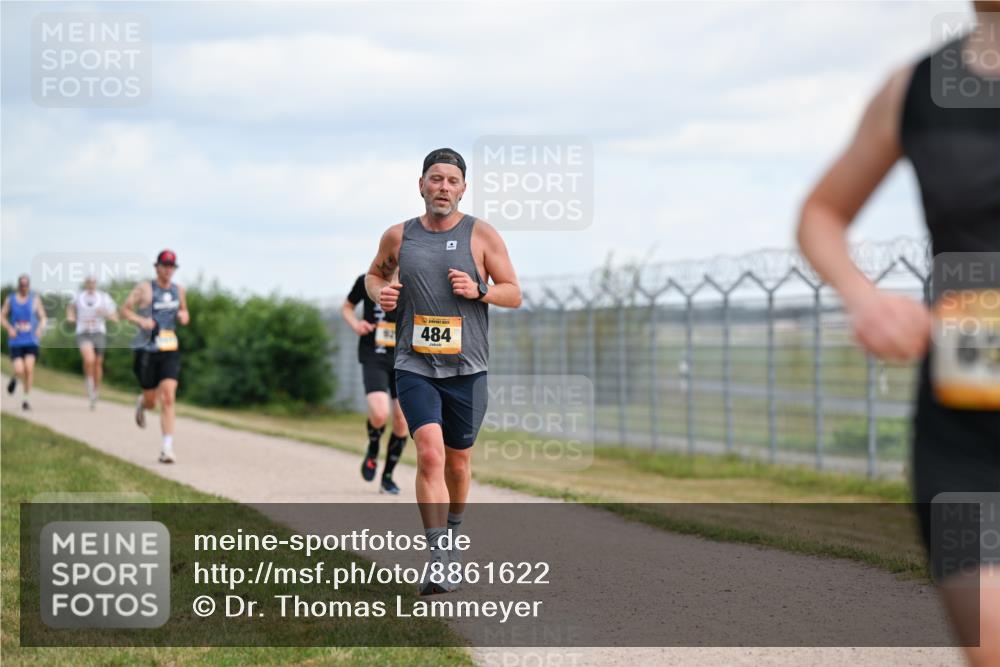 14.09.2025 - Airport Race Dr. Thomas Lammeyer http://msf.ph/oto/8861622 14.09.2025 11:58:01 Laufen 484 meine-sportfotos.de