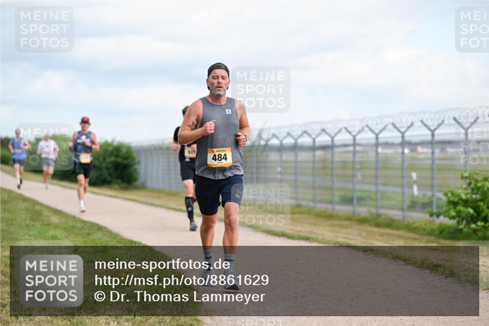 14.09.2025 - Airport Race Dr. Thomas Lammeyer http://msf.ph/oto/8861629 14.09.2025 11:58:02 Laufen 91, 83, 9, 484 meine-sportfotos.de
