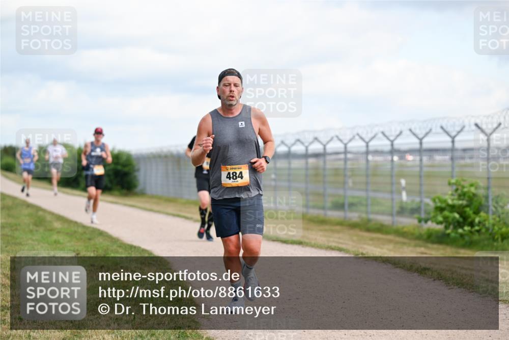 14.09.2025 - Airport Race Dr. Thomas Lammeyer http://msf.ph/oto/8861633 14.09.2025 11:58:03 Laufen 484 meine-sportfotos.de