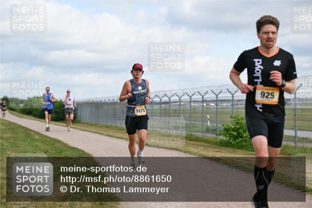 14.09.2025 - Airport Race Dr. Thomas Lammeyer http://msf.ph/oto/8861650 14.09.2025 11:58:07 Laufen 18, 1675, 925 meine-sportfotos.de