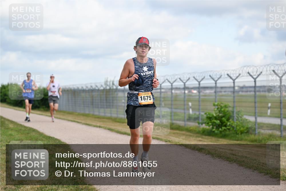 14.09.2025 - Airport Race Dr. Thomas Lammeyer http://msf.ph/oto/8861655 14.09.2025 11:58:08 Laufen 38, 1675 meine-sportfotos.de
