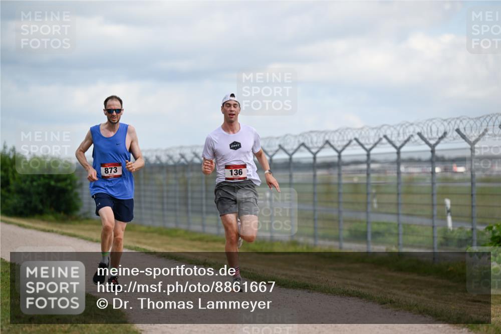14.09.2025 - Airport Race Dr. Thomas Lammeyer http://msf.ph/oto/8861667 14.09.2025 11:58:10 Laufen 136 meine-sportfotos.de