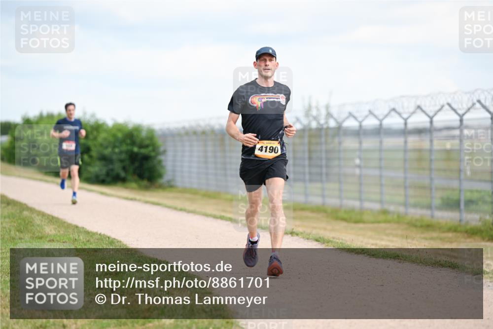 14.09.2025 - Airport Race Dr. Thomas Lammeyer http://msf.ph/oto/8861701 14.09.2025 11:58:24 Laufen 4190 meine-sportfotos.de