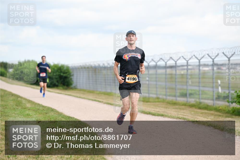14.09.2025 - Airport Race Dr. Thomas Lammeyer http://msf.ph/oto/8861707 14.09.2025 11:58:25 Laufen 4190 meine-sportfotos.de