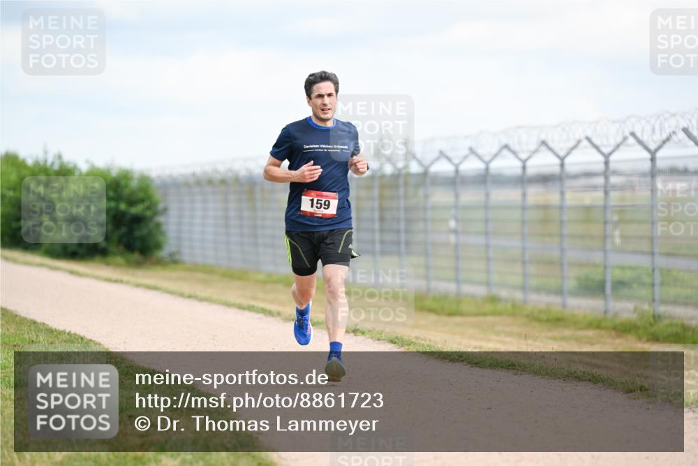 14.09.2025 - Airport Race Dr. Thomas Lammeyer http://msf.ph/oto/8861723 14.09.2025 11:58:29 Laufen 159 meine-sportfotos.de
