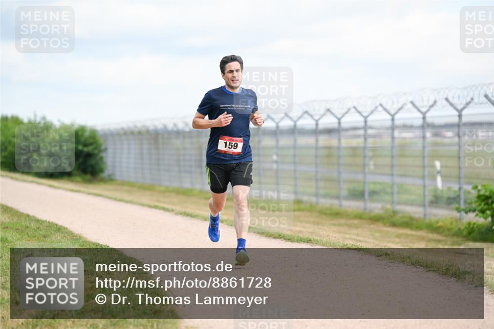 14.09.2025 - Airport Race Dr. Thomas Lammeyer http://msf.ph/oto/8861728 14.09.2025 11:58:30 Laufen 159 meine-sportfotos.de
