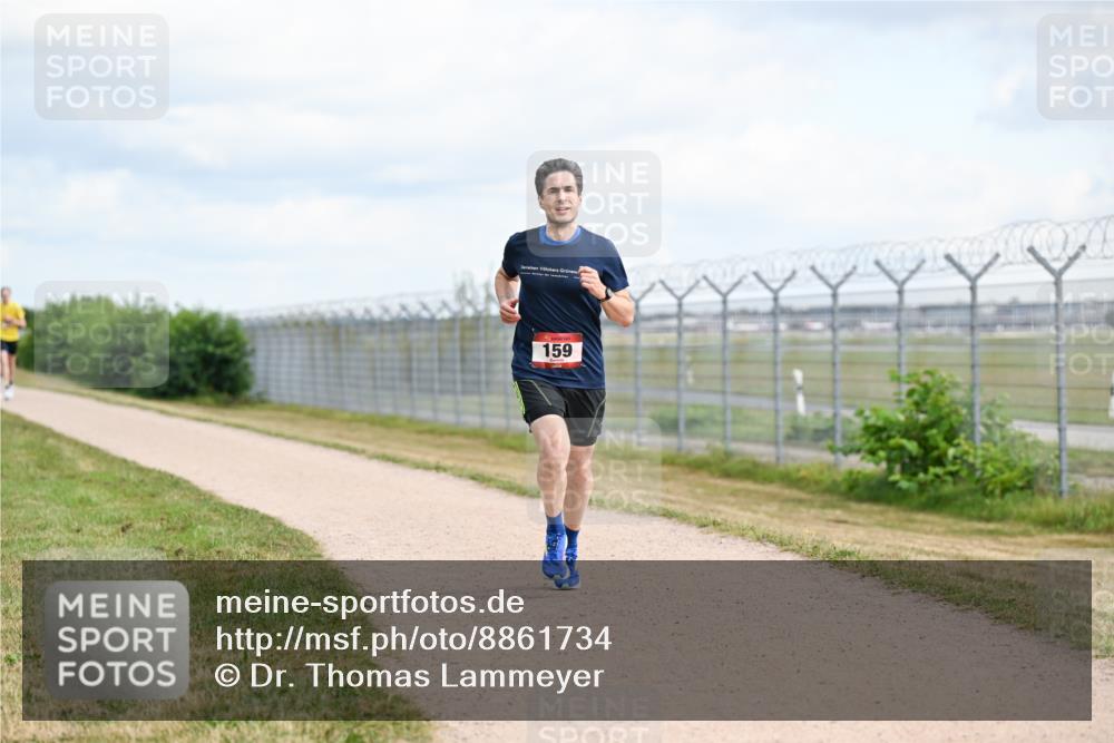 14.09.2025 - Airport Race Dr. Thomas Lammeyer http://msf.ph/oto/8861734 14.09.2025 11:58:31 Laufen 159 meine-sportfotos.de
