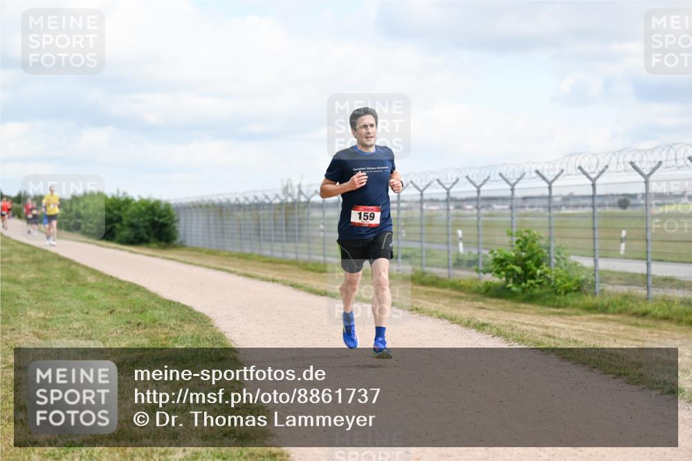 14.09.2025 - Airport Race Dr. Thomas Lammeyer http://msf.ph/oto/8861737 14.09.2025 11:58:31 Laufen 159 meine-sportfotos.de