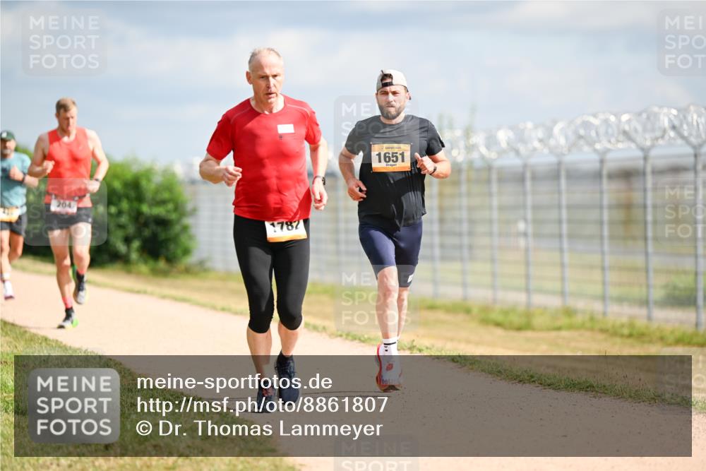 14.09.2025 - Airport Race Dr. Thomas Lammeyer http://msf.ph/oto/8861807 14.09.2025 11:58:51 Laufen 204, 1787, 535, 1651 meine-sportfotos.de