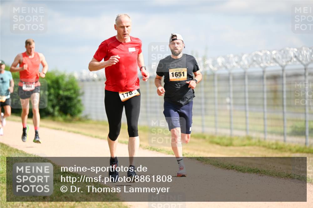 14.09.2025 - Airport Race Dr. Thomas Lammeyer http://msf.ph/oto/8861808 14.09.2025 11:58:51 Laufen 178, 1651 meine-sportfotos.de