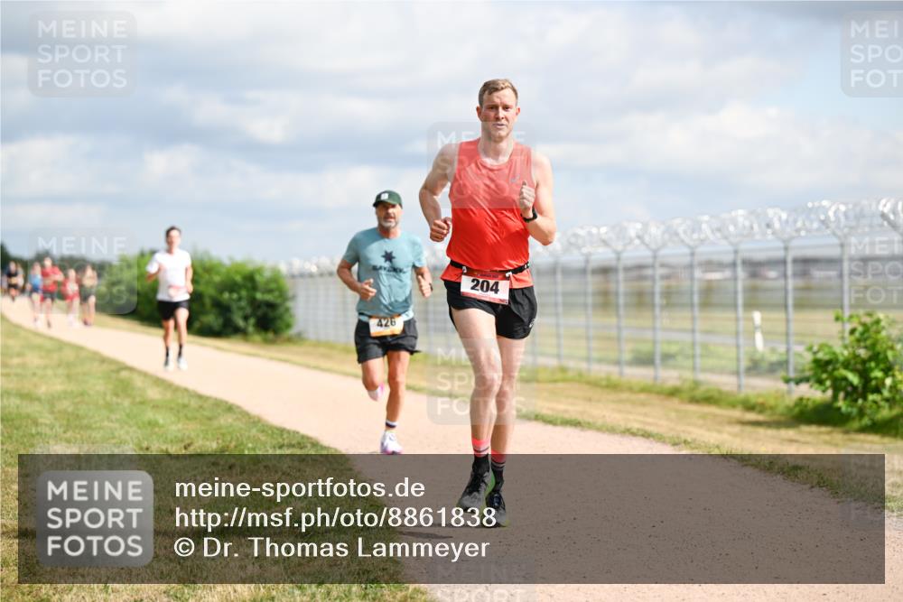 14.09.2025 - Airport Race Dr. Thomas Lammeyer http://msf.ph/oto/8861838 14.09.2025 11:58:57 Laufen 426, 204 meine-sportfotos.de