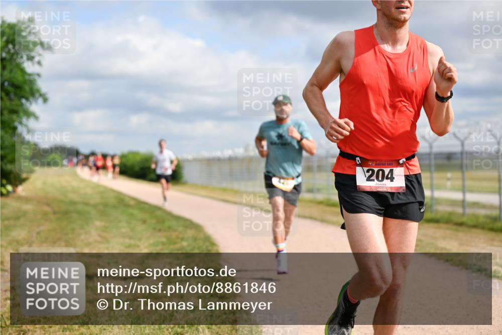 14.09.2025 - Airport Race Dr. Thomas Lammeyer http://msf.ph/oto/8861846 14.09.2025 11:58:59 Laufen 204 meine-sportfotos.de