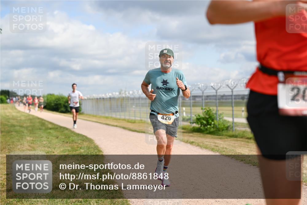 14.09.2025 - Airport Race Dr. Thomas Lammeyer http://msf.ph/oto/8861848 14.09.2025 11:58:59 Laufen 20, 426 meine-sportfotos.de