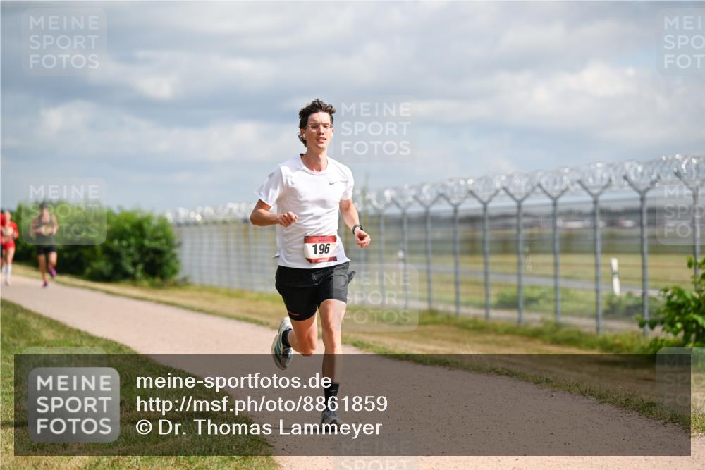 14.09.2025 - Airport Race Dr. Thomas Lammeyer http://msf.ph/oto/8861859 14.09.2025 11:59:02 Laufen 196 meine-sportfotos.de