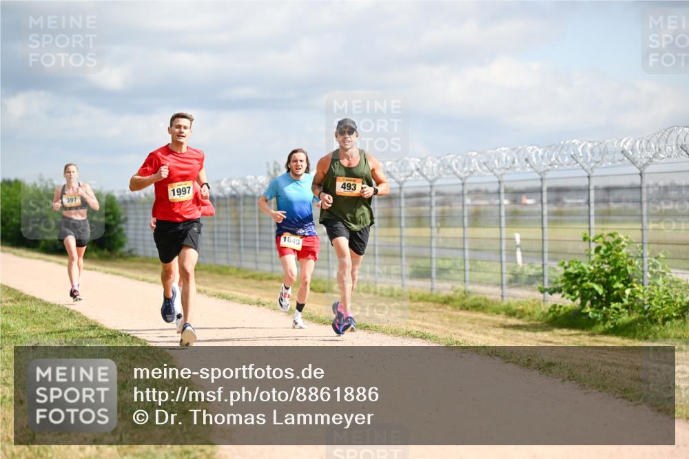 14.09.2025 - Airport Race Dr. Thomas Lammeyer http://msf.ph/oto/8861886 14.09.2025 11:59:11 Laufen 397, 1997, 1849, 493 meine-sportfotos.de