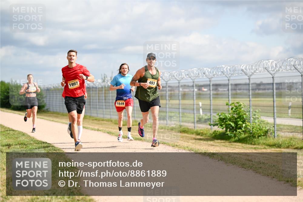 14.09.2025 - Airport Race Dr. Thomas Lammeyer http://msf.ph/oto/8861889 14.09.2025 11:59:11 Laufen 1997, 1849, 493 meine-sportfotos.de