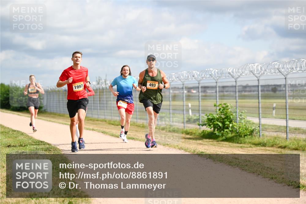 14.09.2025 - Airport Race Dr. Thomas Lammeyer http://msf.ph/oto/8861891 14.09.2025 11:59:12 Laufen 397, 1997, 1849, 493 meine-sportfotos.de