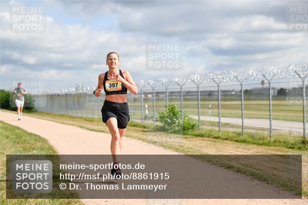 14.09.2025 - Airport Race Dr. Thomas Lammeyer http://msf.ph/oto/8861915 14.09.2025 11:59:16 Laufen 397 meine-sportfotos.de