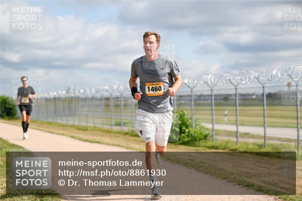 14.09.2025 - Airport Race Dr. Thomas Lammeyer http://msf.ph/oto/8861930 14.09.2025 11:59:22 Laufen 1460 meine-sportfotos.de