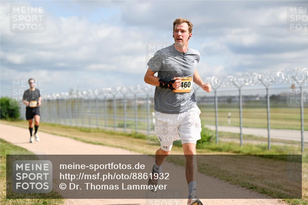 14.09.2025 - Airport Race Dr. Thomas Lammeyer http://msf.ph/oto/8861932 14.09.2025 11:59:22 Laufen 460 meine-sportfotos.de