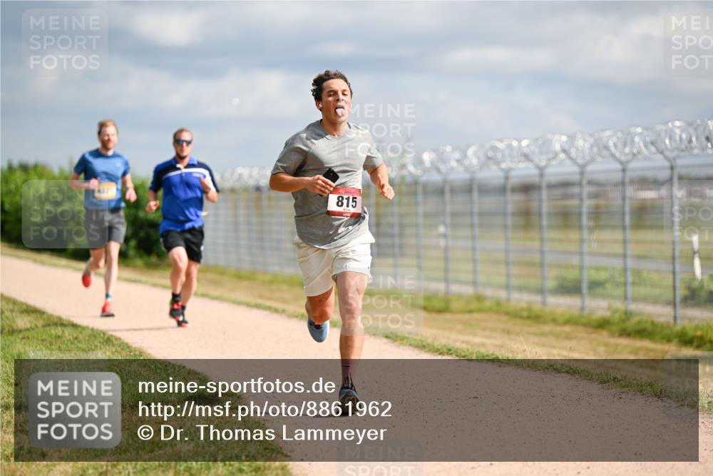 14.09.2025 - Airport Race Dr. Thomas Lammeyer http://msf.ph/oto/8861962 14.09.2025 11:59:32 Laufen 815 meine-sportfotos.de